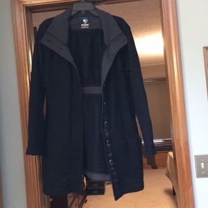 Black Kuhl Alpaca fleece jacket.
